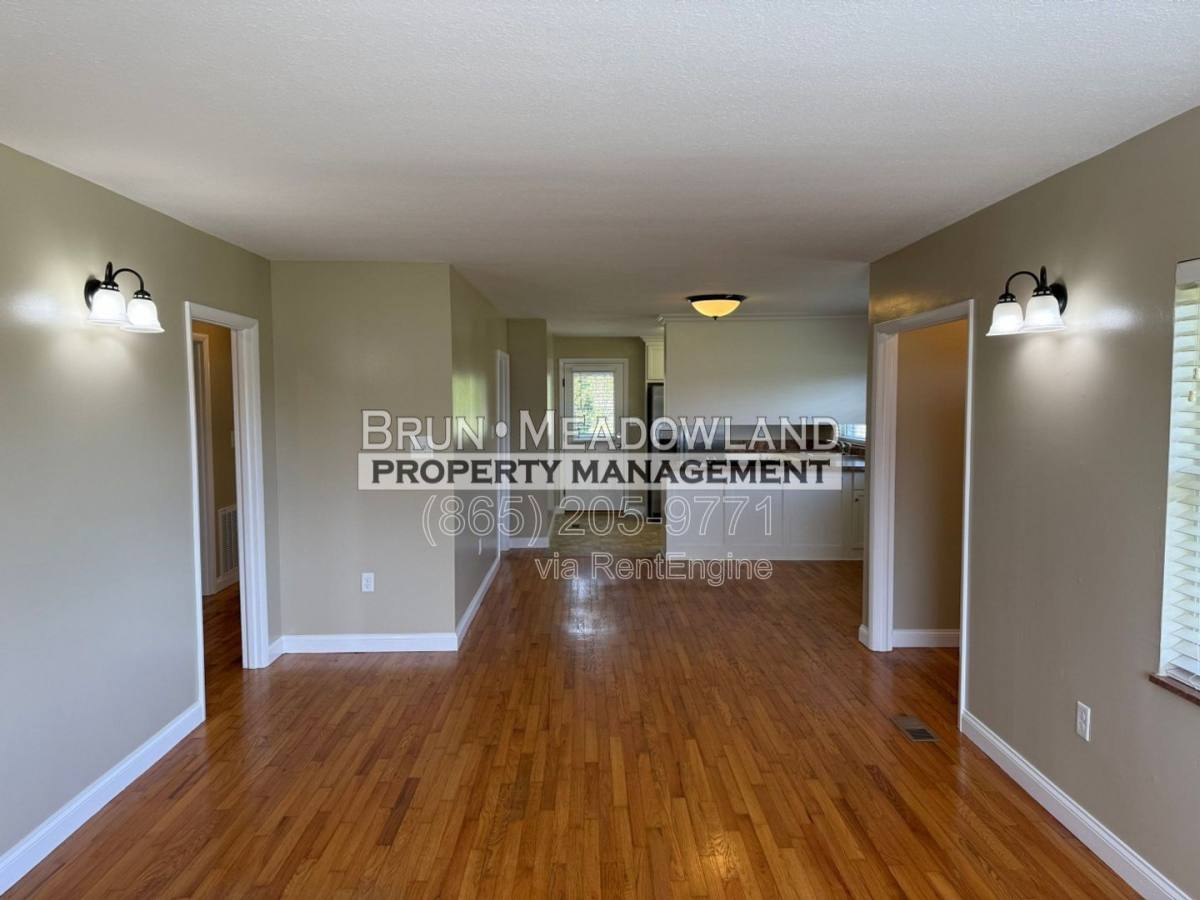 House for rent at 3239 Morganton Rd, Maryville, TN 37801