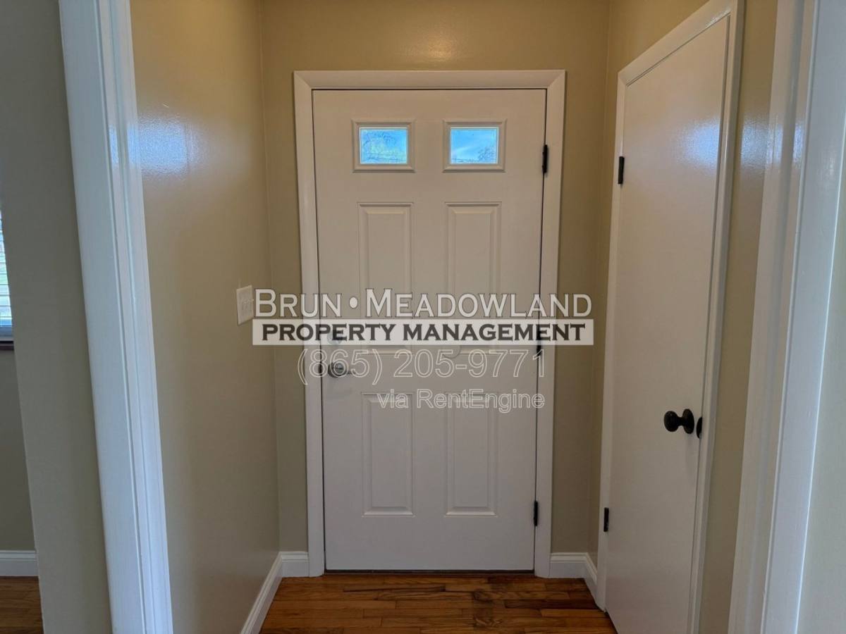 House for rent at 3239 Morganton Rd, Maryville, TN 37801
