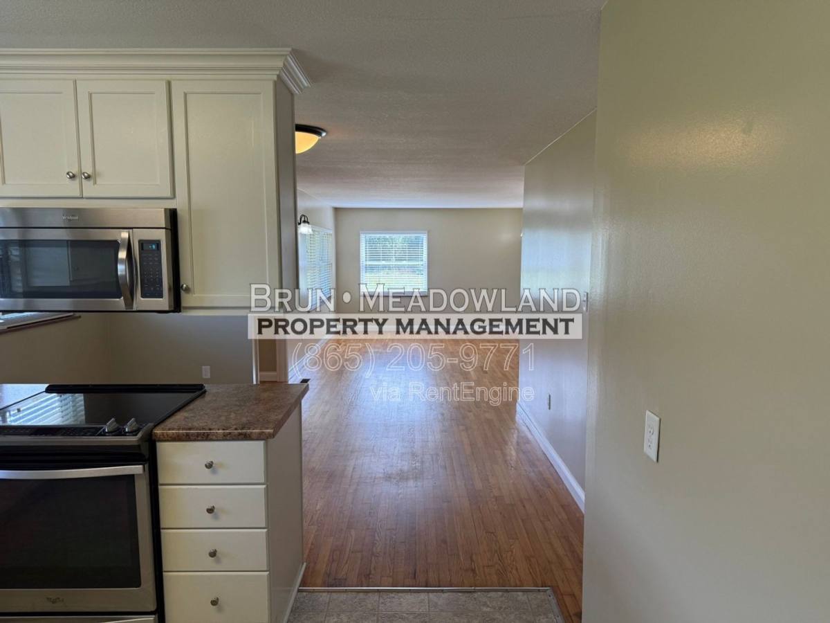 House for rent at 3239 Morganton Rd, Maryville, TN 37801