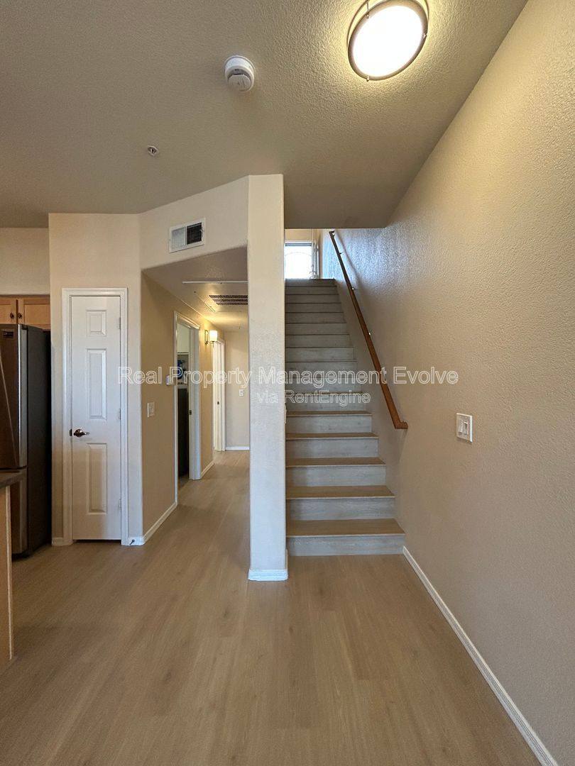 Apartment for rent at 425 W Rio Salado Parkway #317, Tempe, AZ 85281