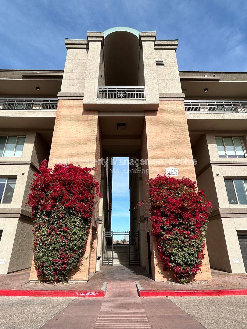 Apartment for rent at 425 W Rio Salado Parkway #317, Tempe, AZ 85281