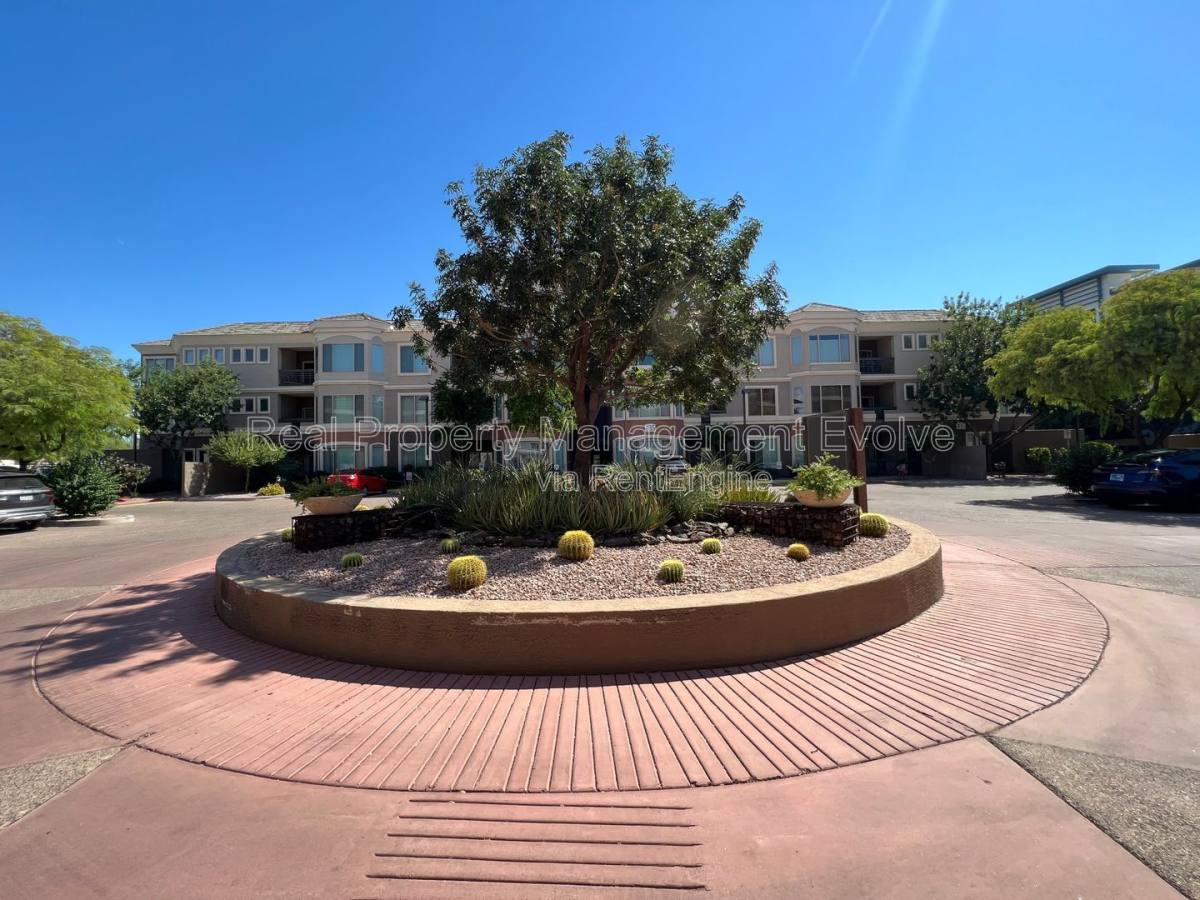 Apartment for rent at 425 W Rio Salado Parkway #317, Tempe, AZ 85281