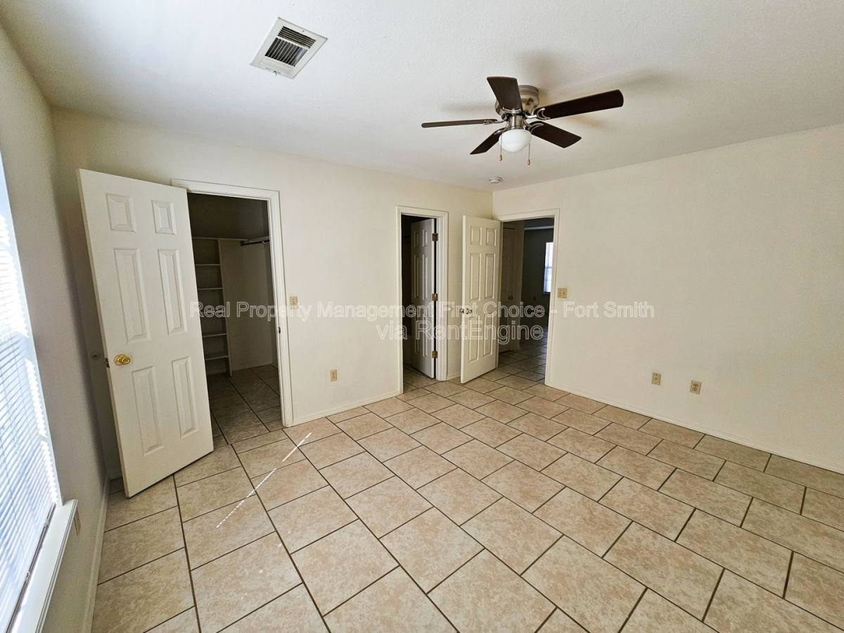 Apartment for rent at 1851 Brazil Ave, Fort Smith, AR 72908