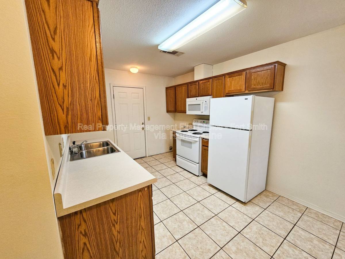 Apartment for rent at 1851 Brazil Ave, Fort Smith, AR 72908