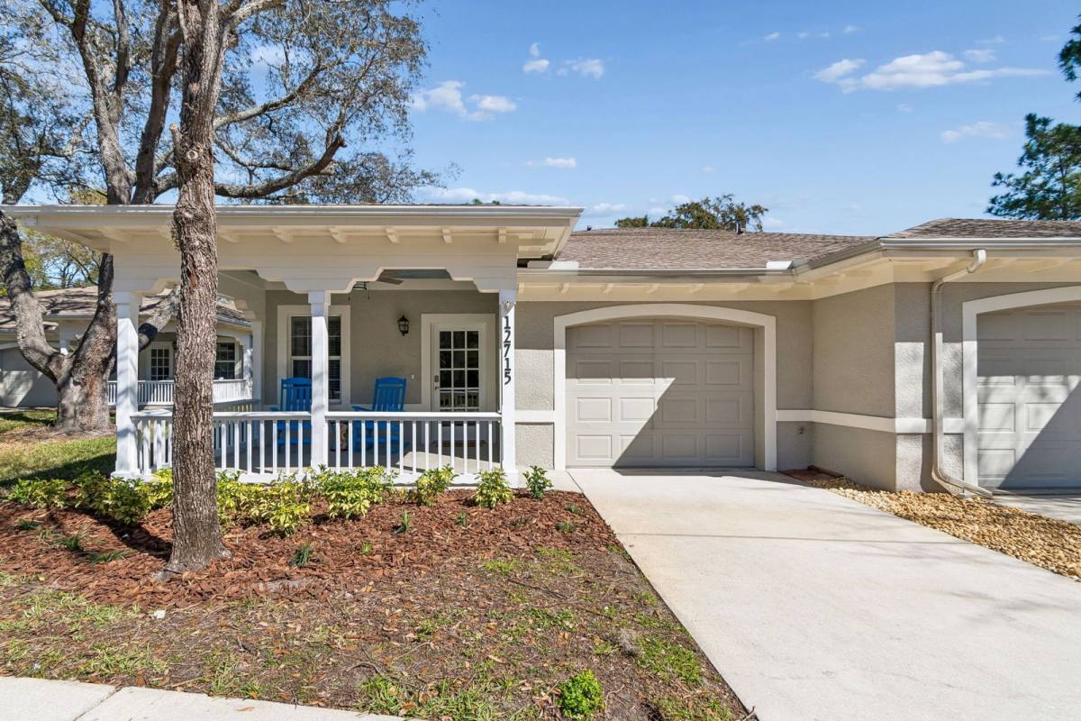 Apartment for rent at 2011 Villa Sites Dr, Tampa, FL 33612