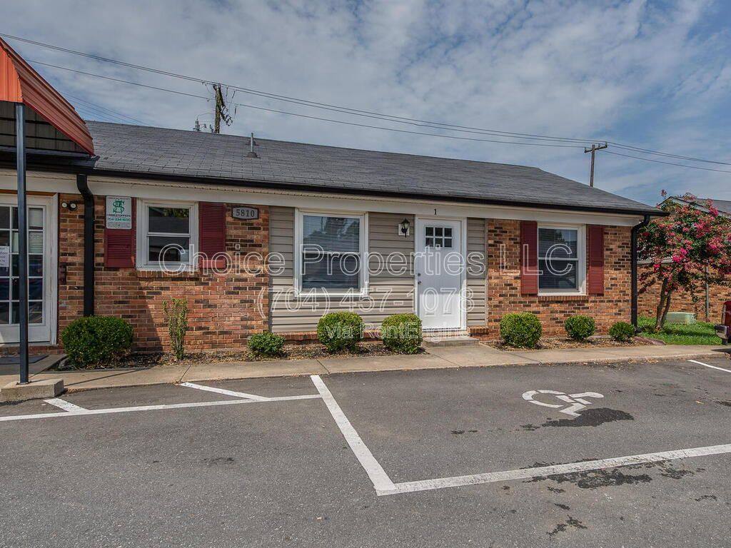 Apartment for rent at 5804 Cedars E Court #7, Charlotte, NC 28212