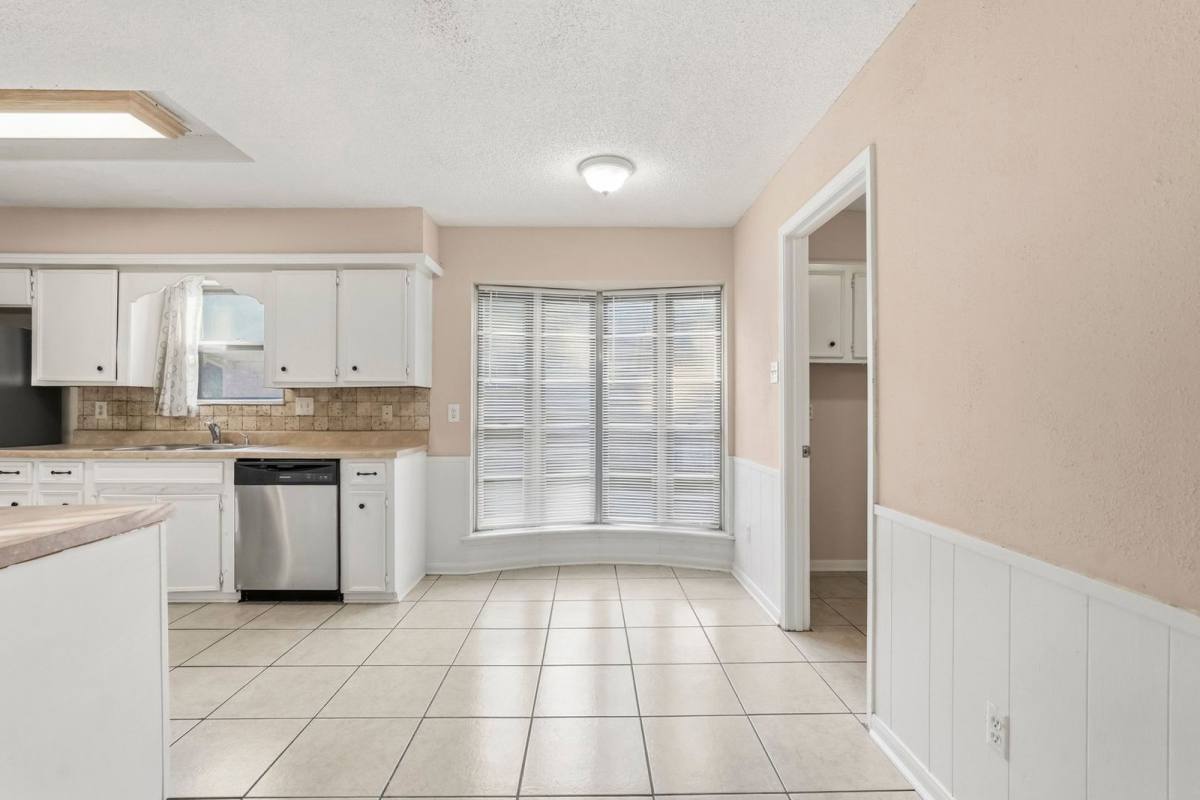 Apartment for rent at 22222 Kerryblue Dr, Katy, TX 77450