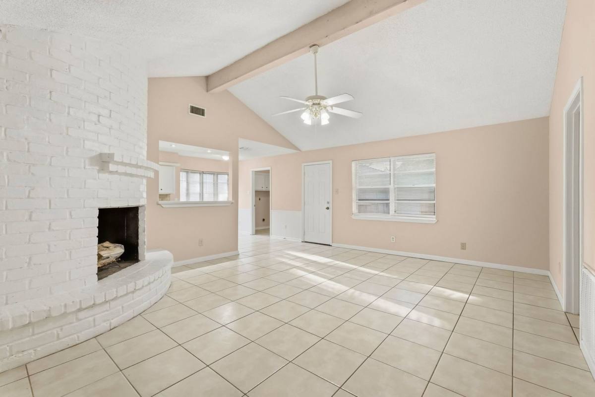 Apartment for rent at 22222 Kerryblue Dr, Katy, TX 77450