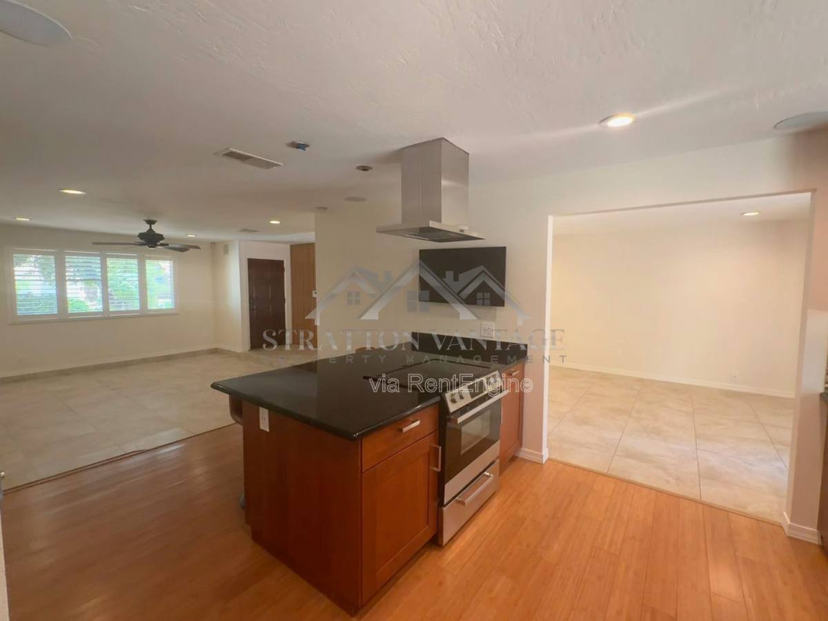 House for rent at 13430 N 30th St, Phoenix, AZ 85032