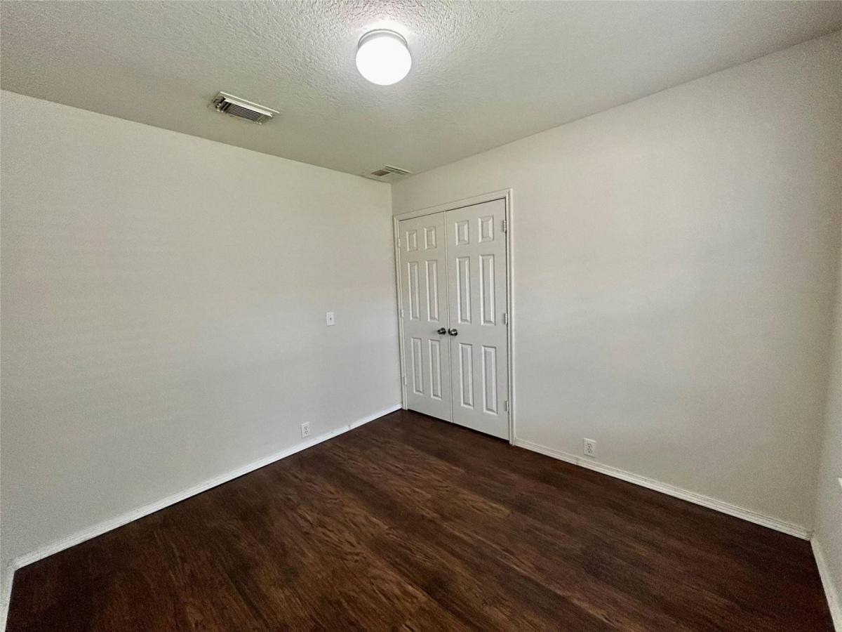 House for rent at 10623 Sugar Trace Dr, Sugar Land, TX 77498
