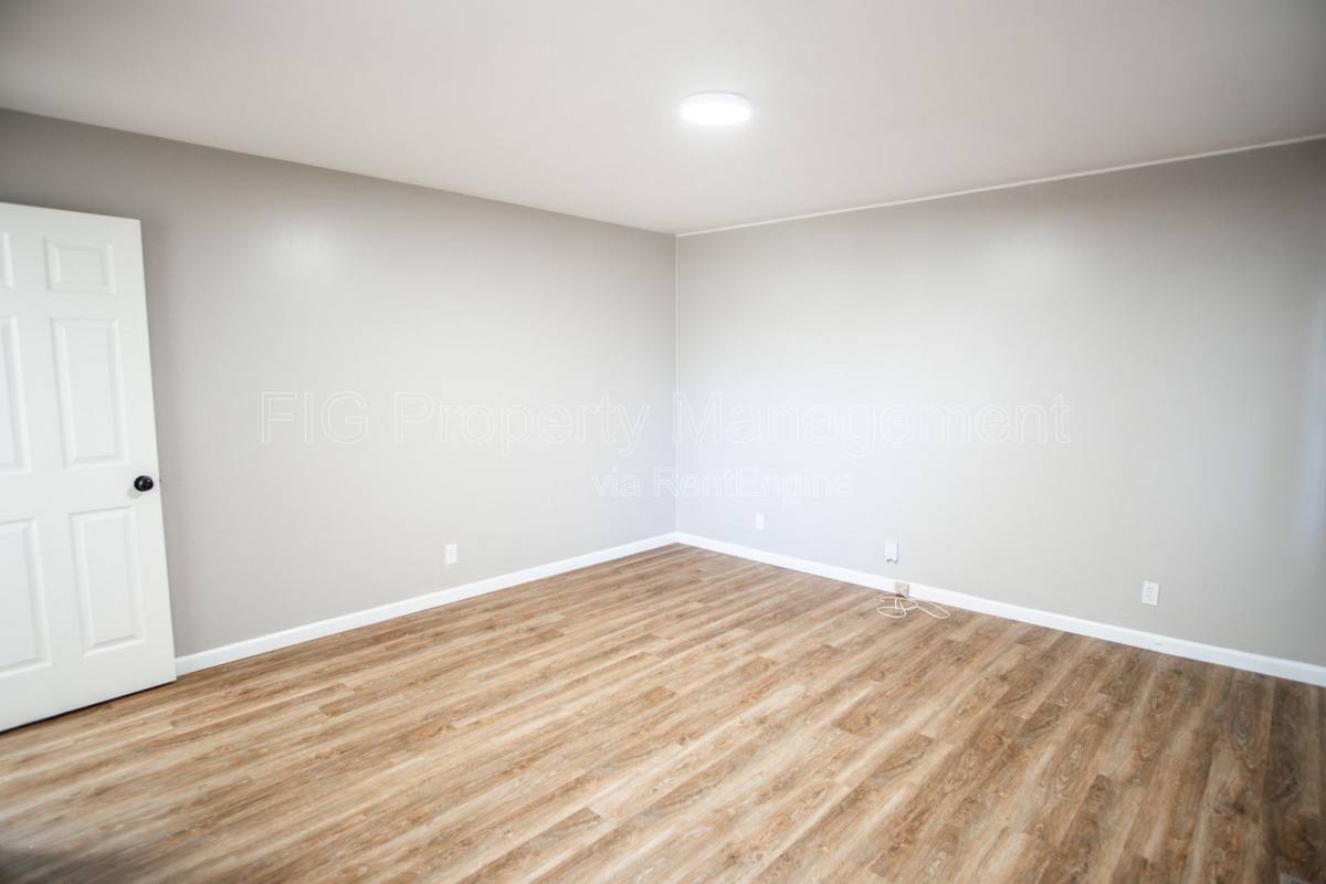 Apartment for rent at 315 N Castle St #4, Knoxville, TN 37914