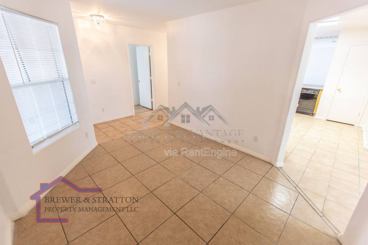 House for rent at 5706 N 74th Dr, Glendale, AZ 85303
