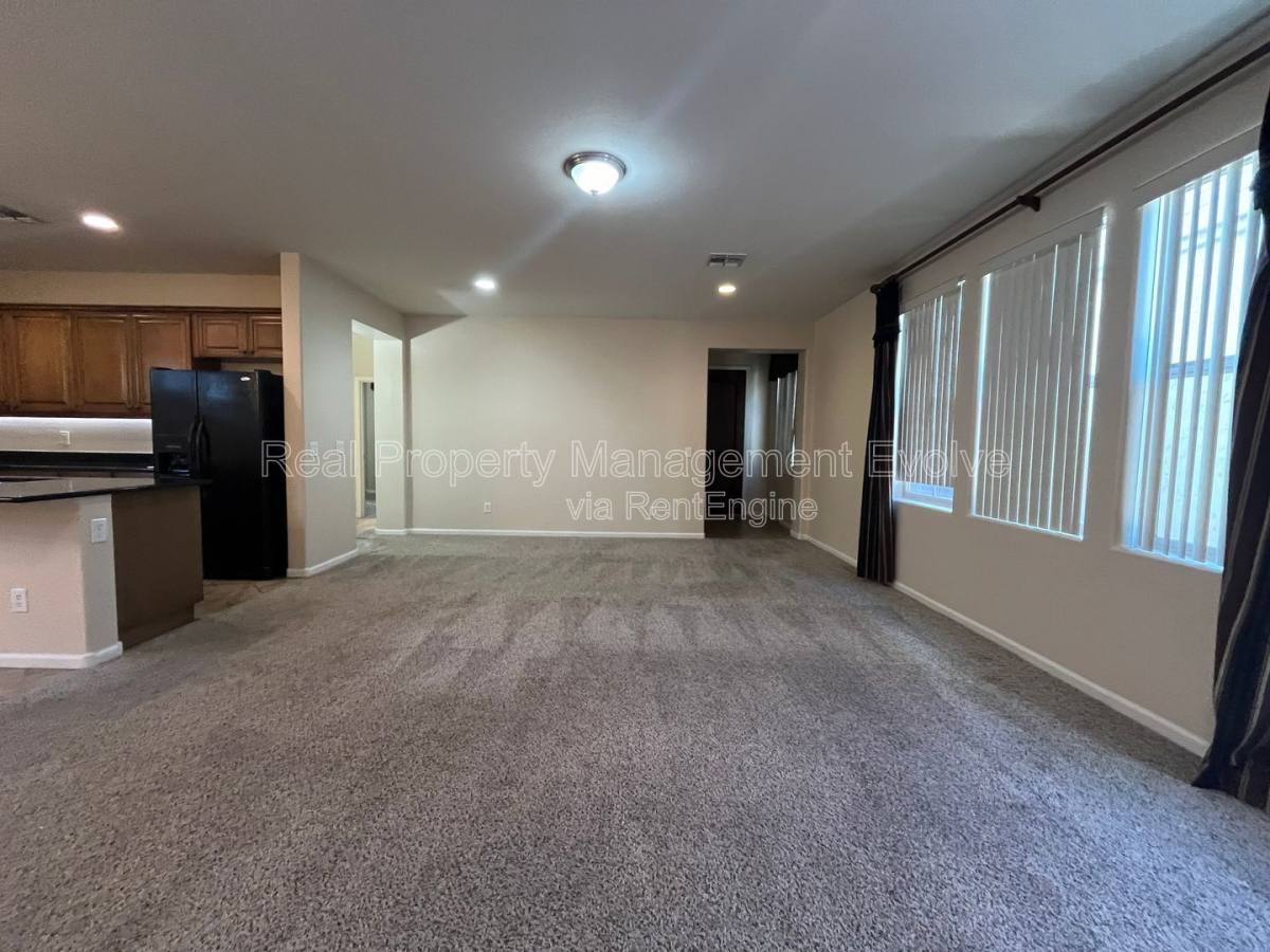 House for rent at 3454 E Constitution Dr, Gilbert, AZ 85296