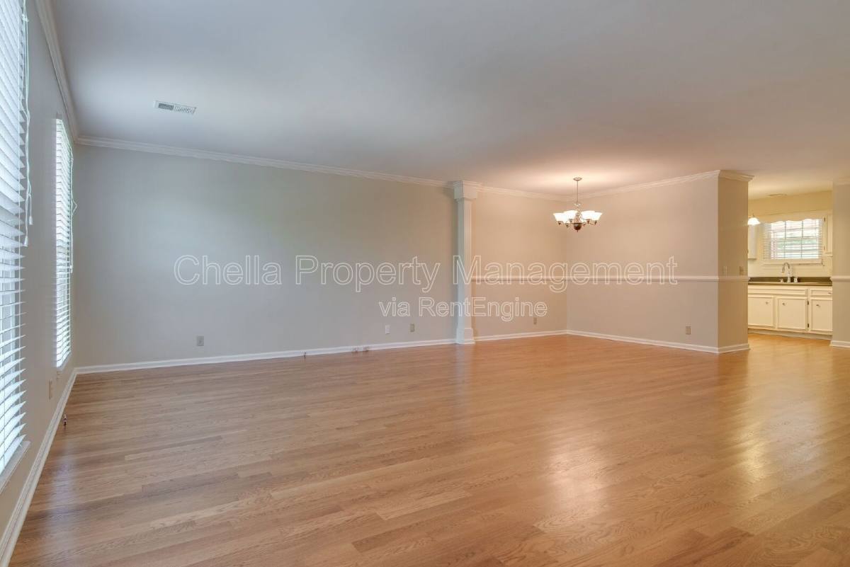 Townhouse for rent at 2615 Habersham Ave, Nashville, TN 37214