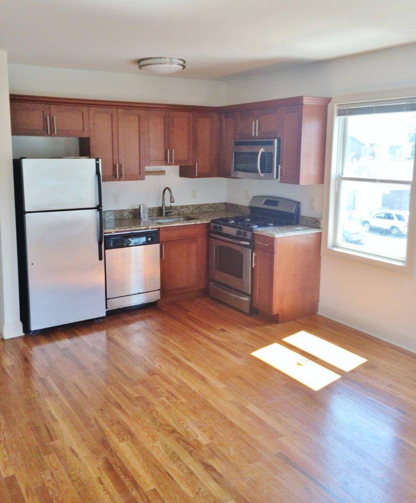Apartment for rent at 2450 Lemoine Ave, Fort Lee, NJ 07024