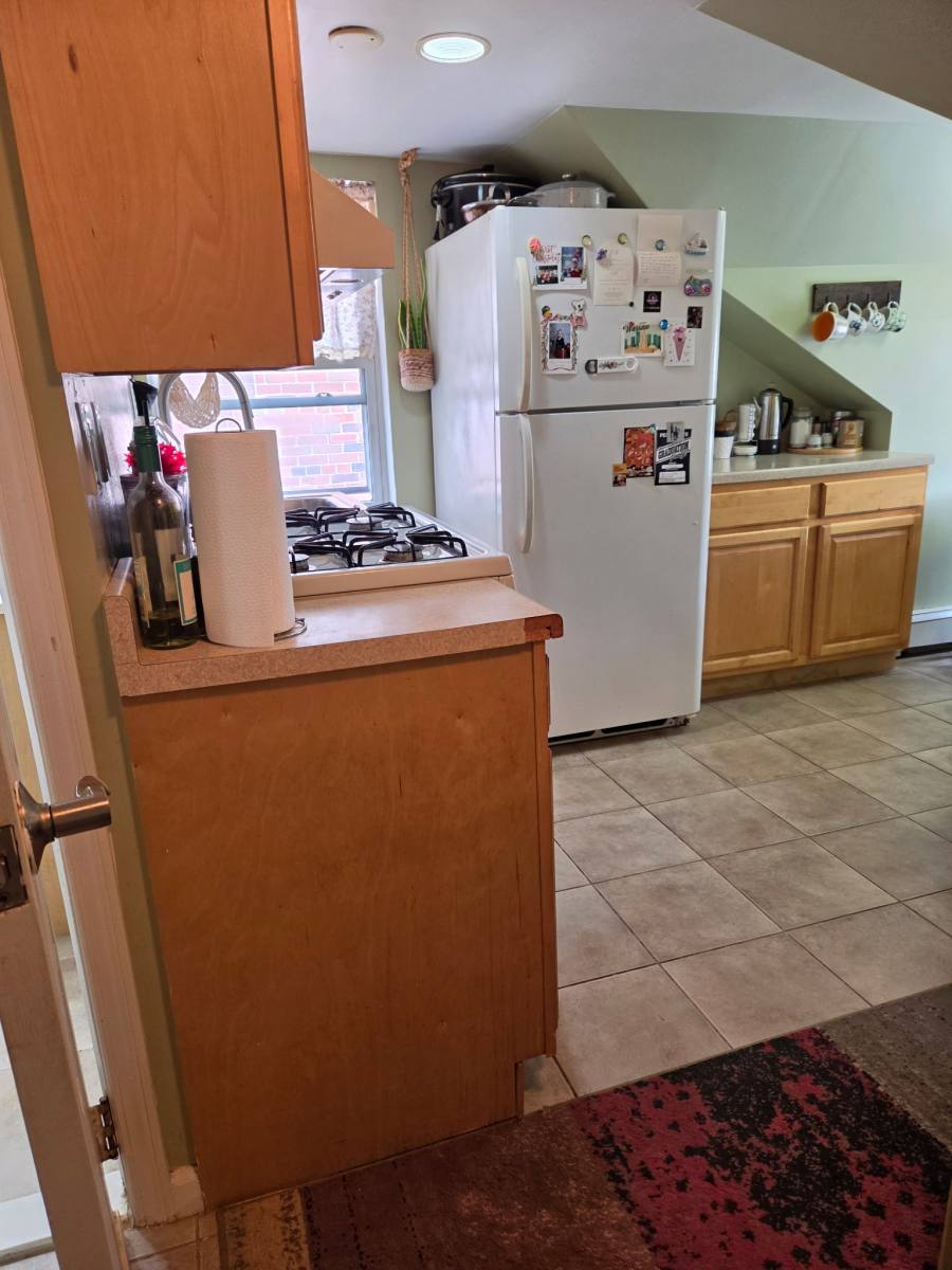 Apartment for rent at 509 Saint Pauls Ave #2, Cliffside Park, NJ 07010