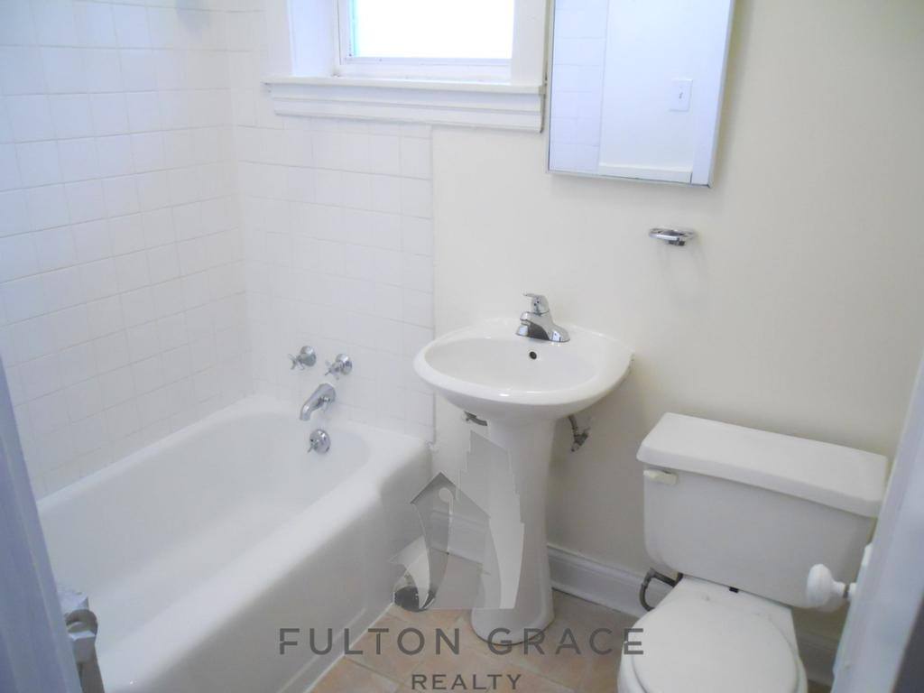 Apartment for rent at 4407 Malden St #9-1F, Chicago, IL 60640