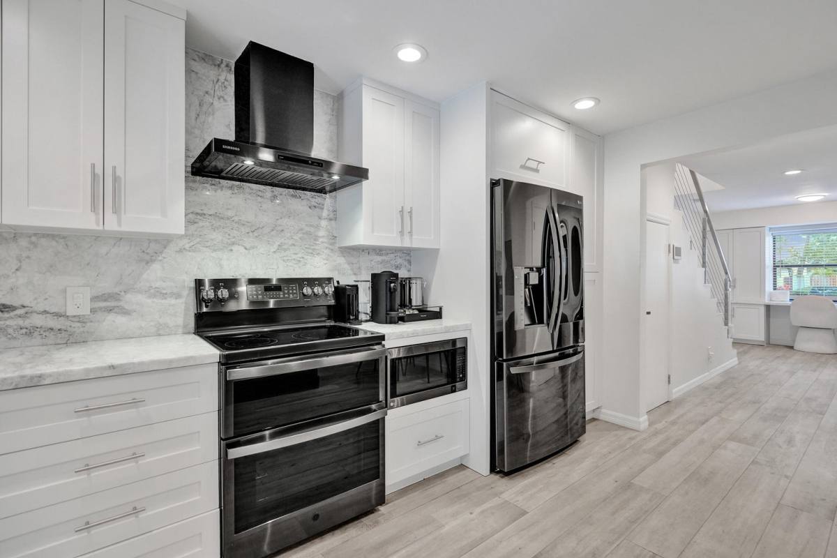 House for rent at 1606 SE 1st St, Fort Lauderdale, FL 33301