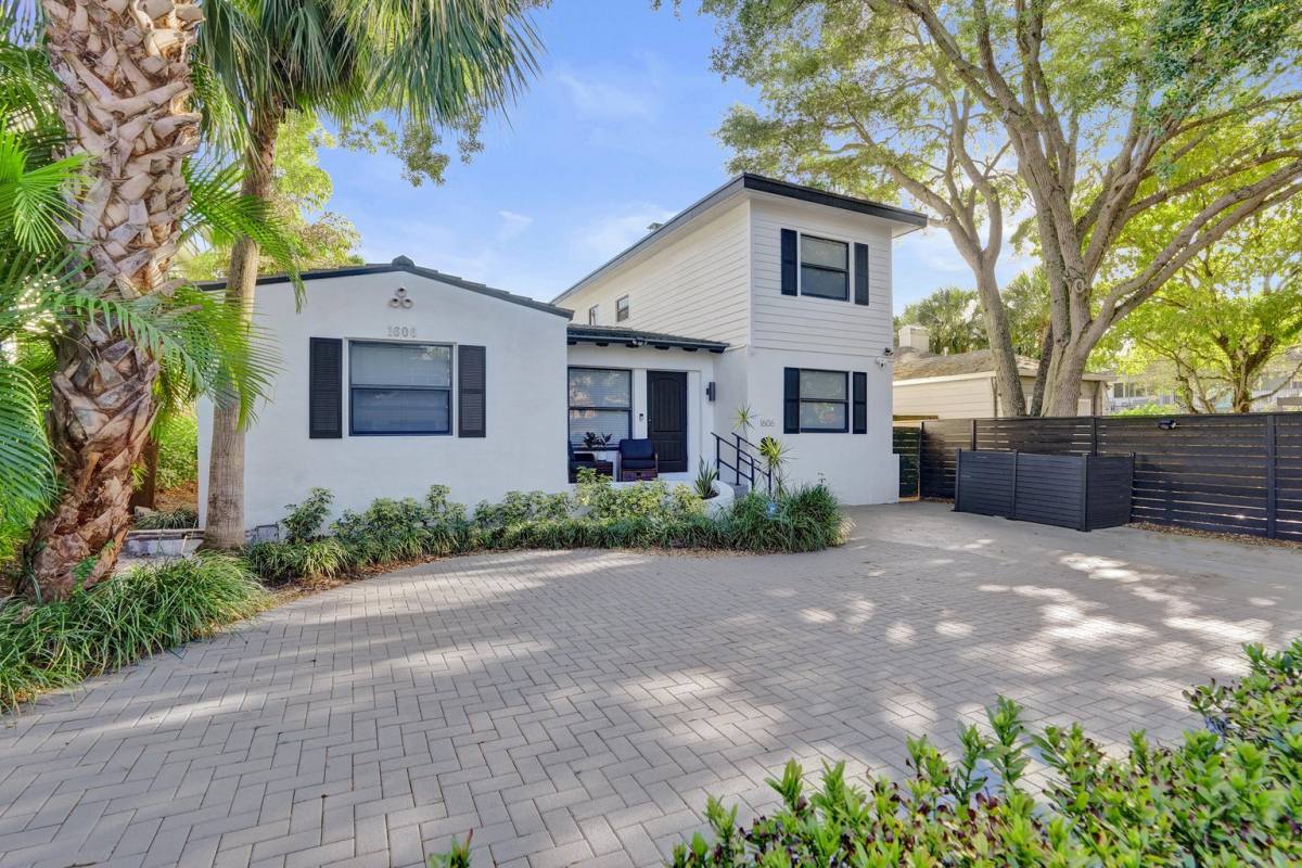House for rent at 1606 SE 1st St, Fort Lauderdale, FL 33301