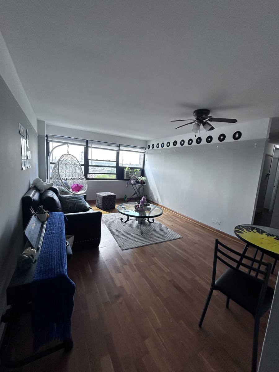 Apartment for rent at 833 W Buena Ave #904, Chicago, IL 60613