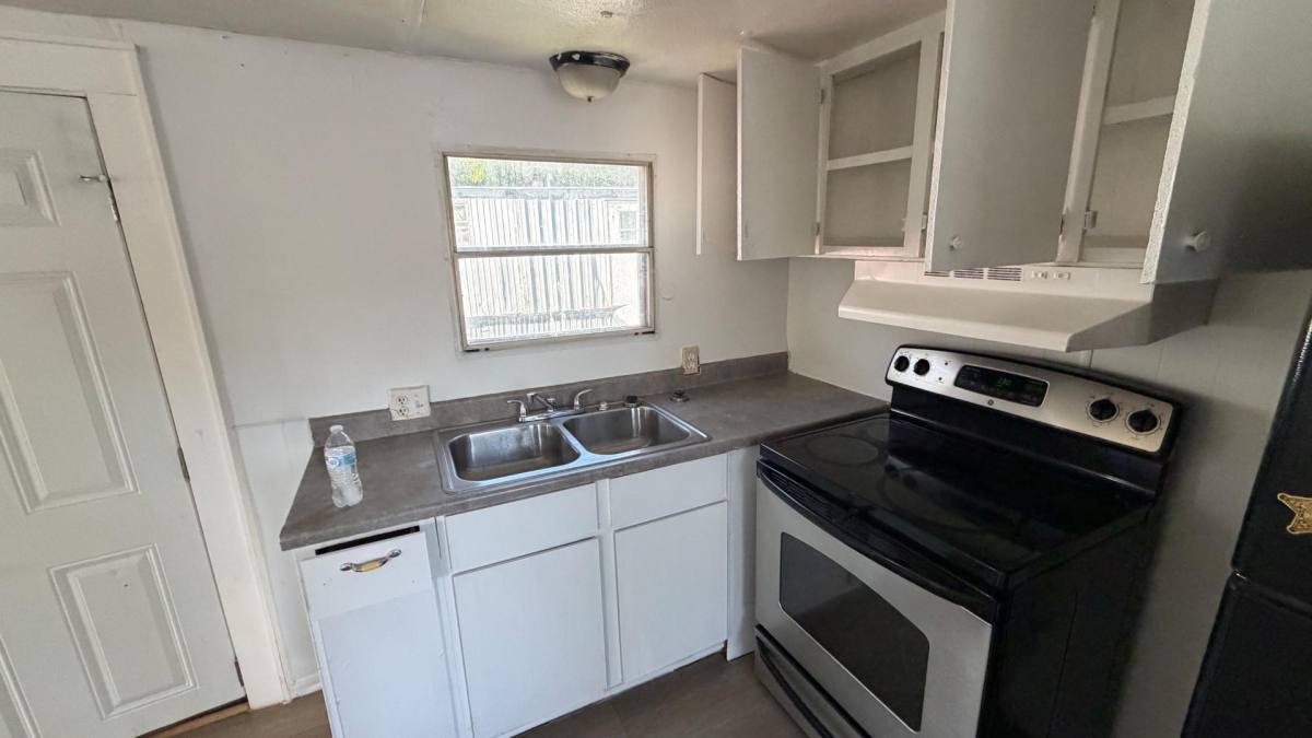 House for rent at 203 Dodge Ave, Winchester, VA 22602