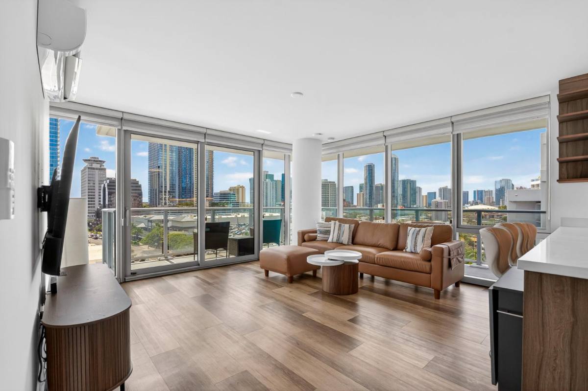 Apartment for rent at 1500 Rycroft St #912, Honolulu, HI 96814