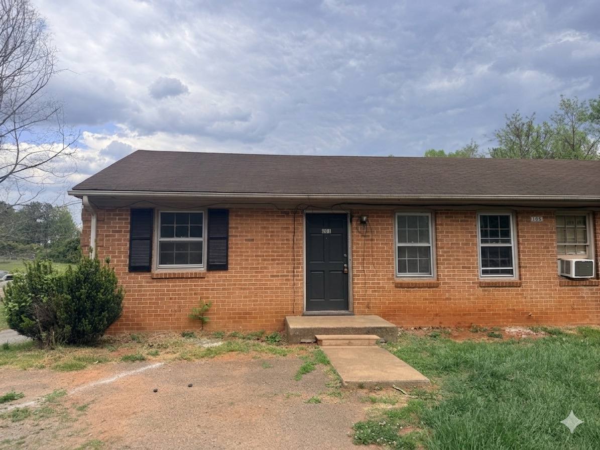 Apartment for rent at 185 Loch Lane #201, Amherst, VA 24521