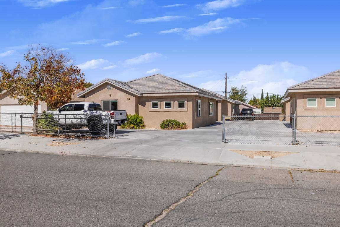 Apartment for rent at 16472 Smoke Tree St #A, Hesperia, CA 92345