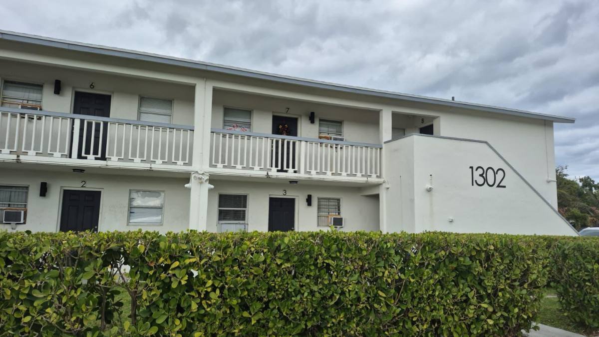 Apartment for rent at 1302 12th Ave S #1, Lake Worth Beach, FL 33460
