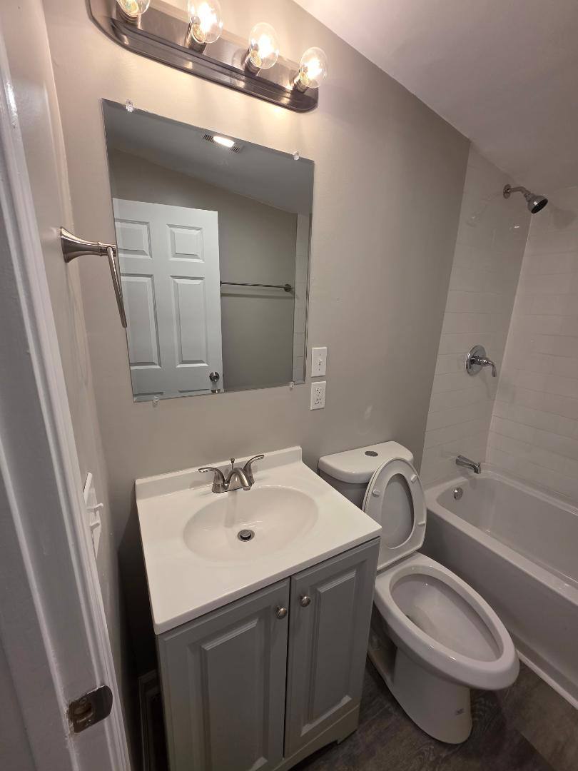 House for rent at 1890 Mayfair Ave, Greensboro, NC 27405