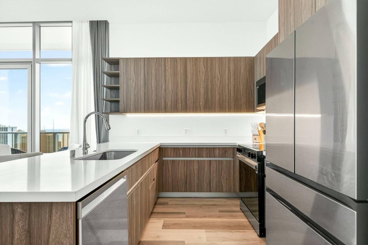 Condo for rent at 1500 Rycroft St #4419R, Honolulu, HI 96814