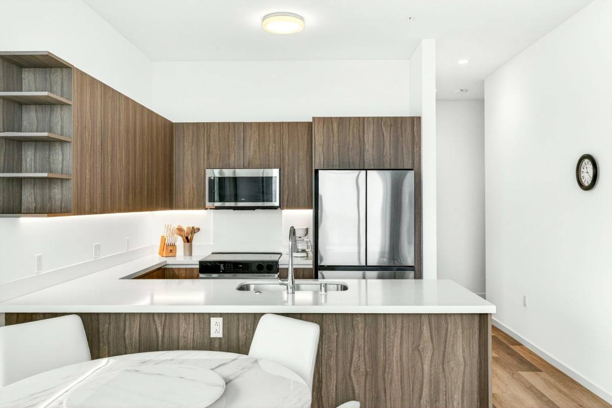 Condo for rent at 1500 Rycroft St #4419R, Honolulu, HI 96814