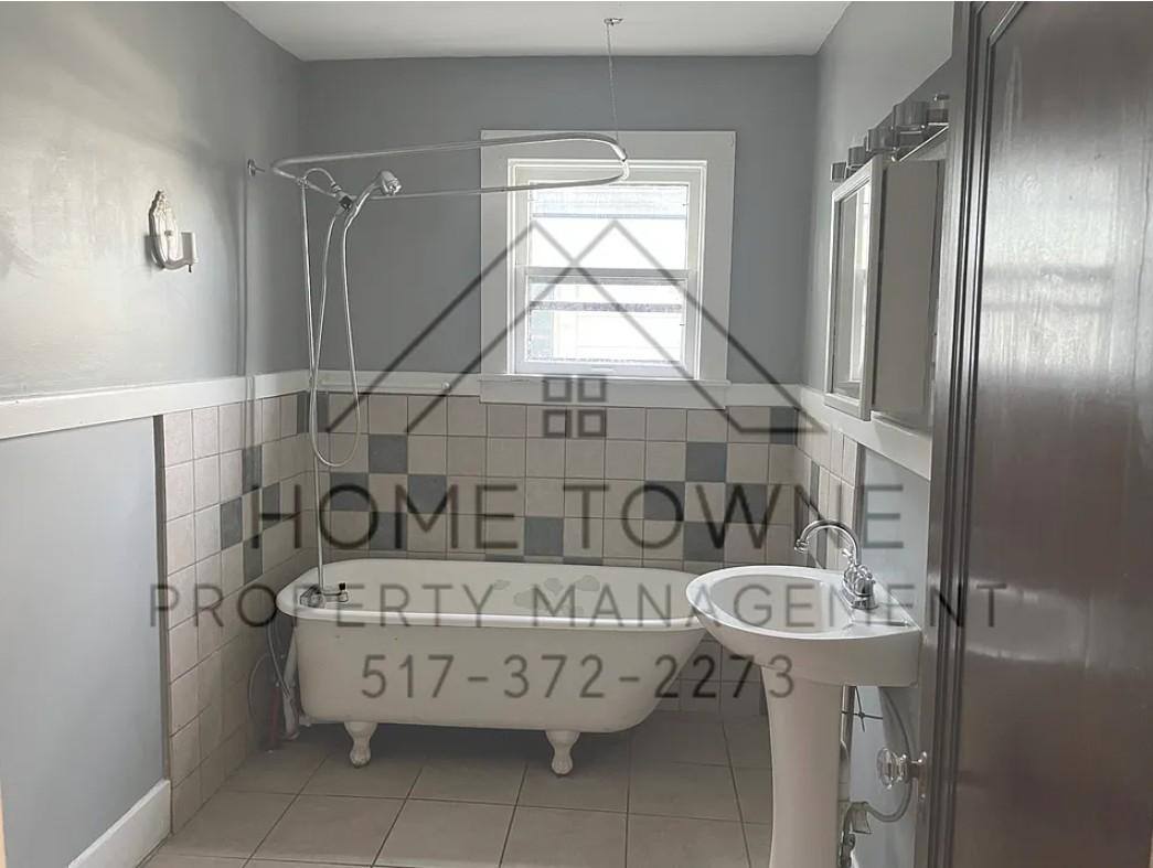 1400 W Michigan Ave #1400 1 2, Lansing, MI 48915 - Apartment for Rent - Image 8