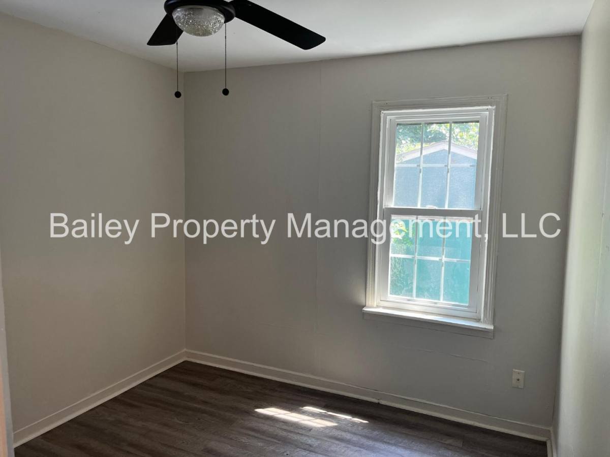 House for rent at 3446 Glendale Ave, Louisville, KY 40215