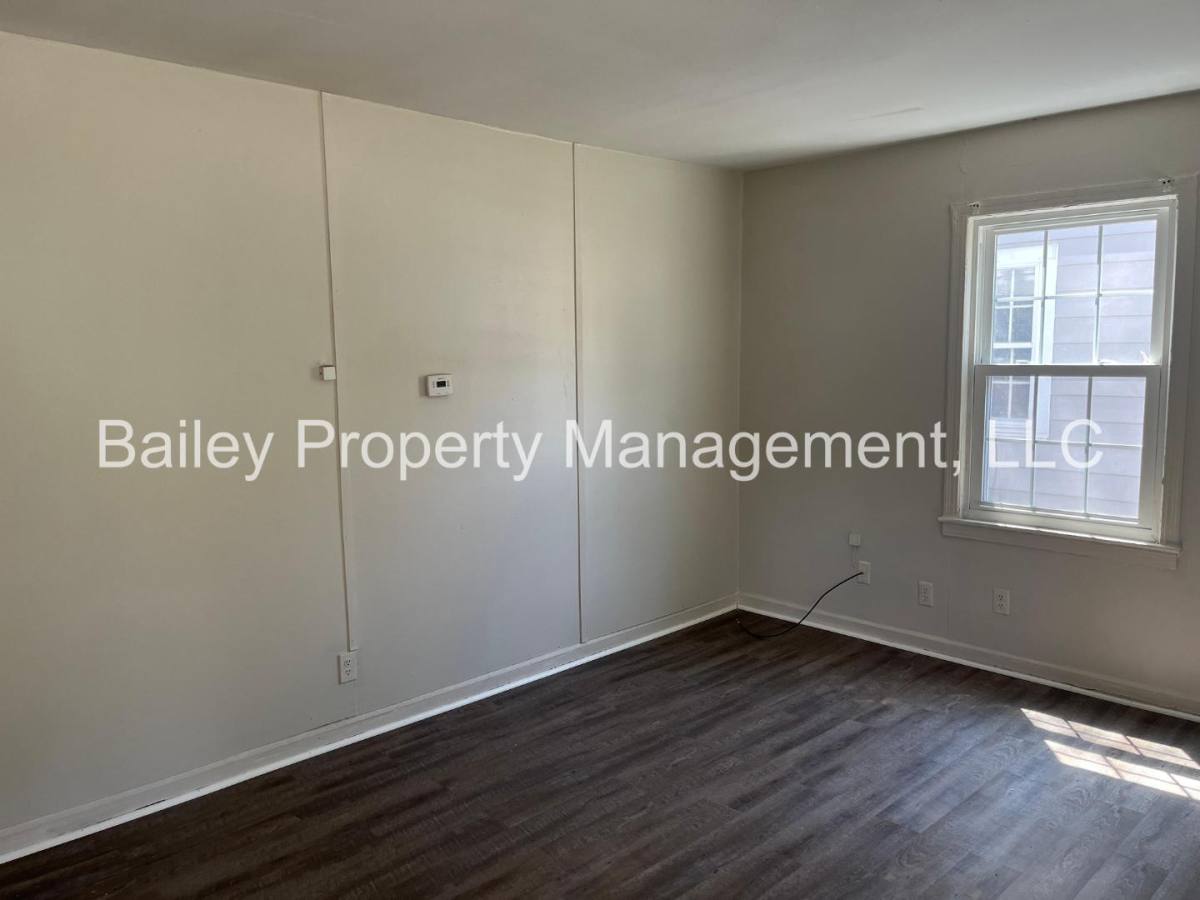 House for rent at 3446 Glendale Ave, Louisville, KY 40215