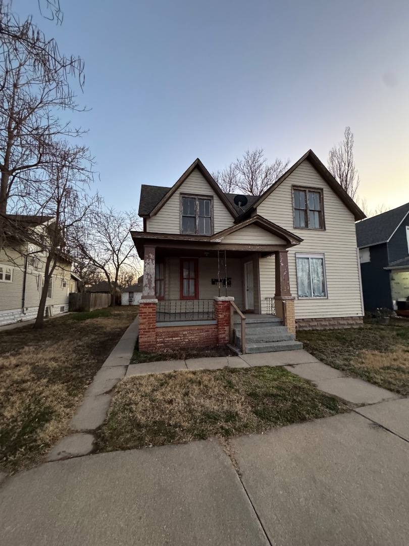 Apartment for rent at 213 W 9th Ave #213, Hutchinson, KS 67501