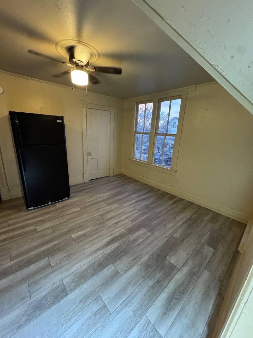 Apartment for rent at 213 W 9th Ave #213, Hutchinson, KS 67501