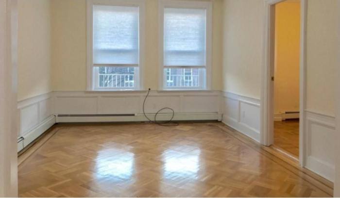Townhouse for rent at 557 79th St #2, Brooklyn, NY 11209
