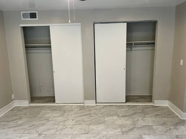 Apartment for rent at The Arthur, 525 Greenup St, Covington, KY 41011