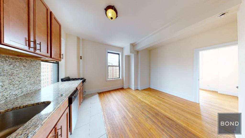 Apartment for rent at 324 W 84th St #124, New York, NY 10024