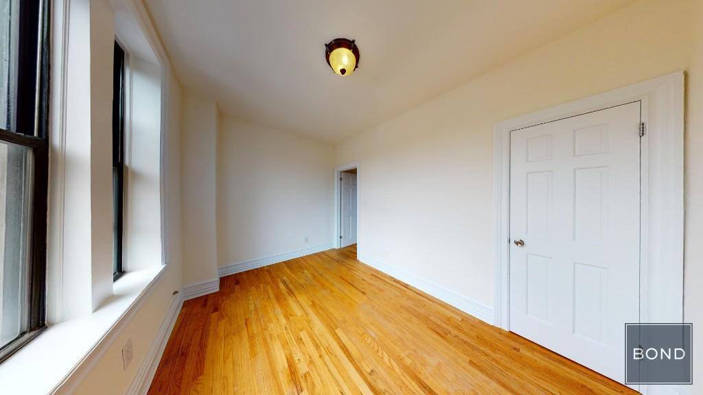 Apartment for rent at 324 W 84th St #124, New York, NY 10024