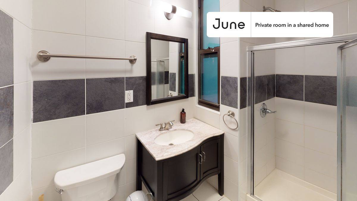 Apartment for rent at 2028 Second Ave, New York, NY 10029