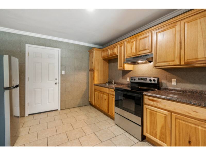 Townhouse for rent at 415 W Hannah St #B, Pensacola, FL 32534