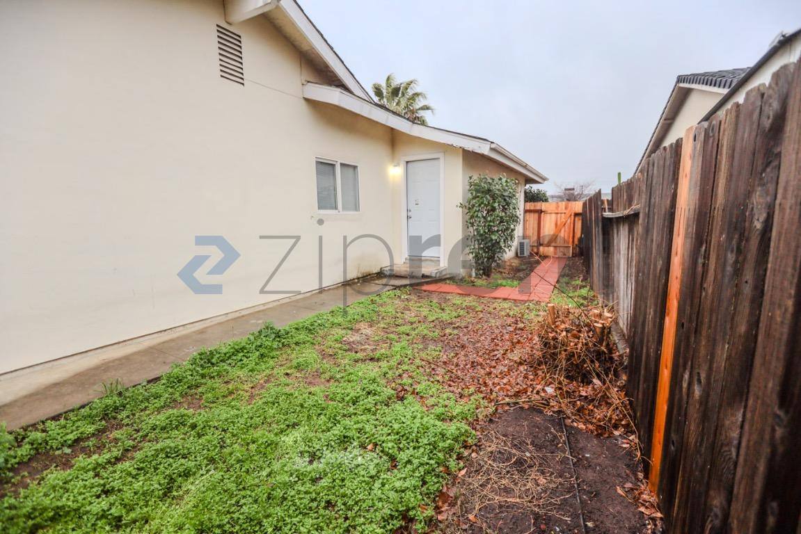 House for rent at 7057 Forman Way #ADU, Sacramento, CA 95828