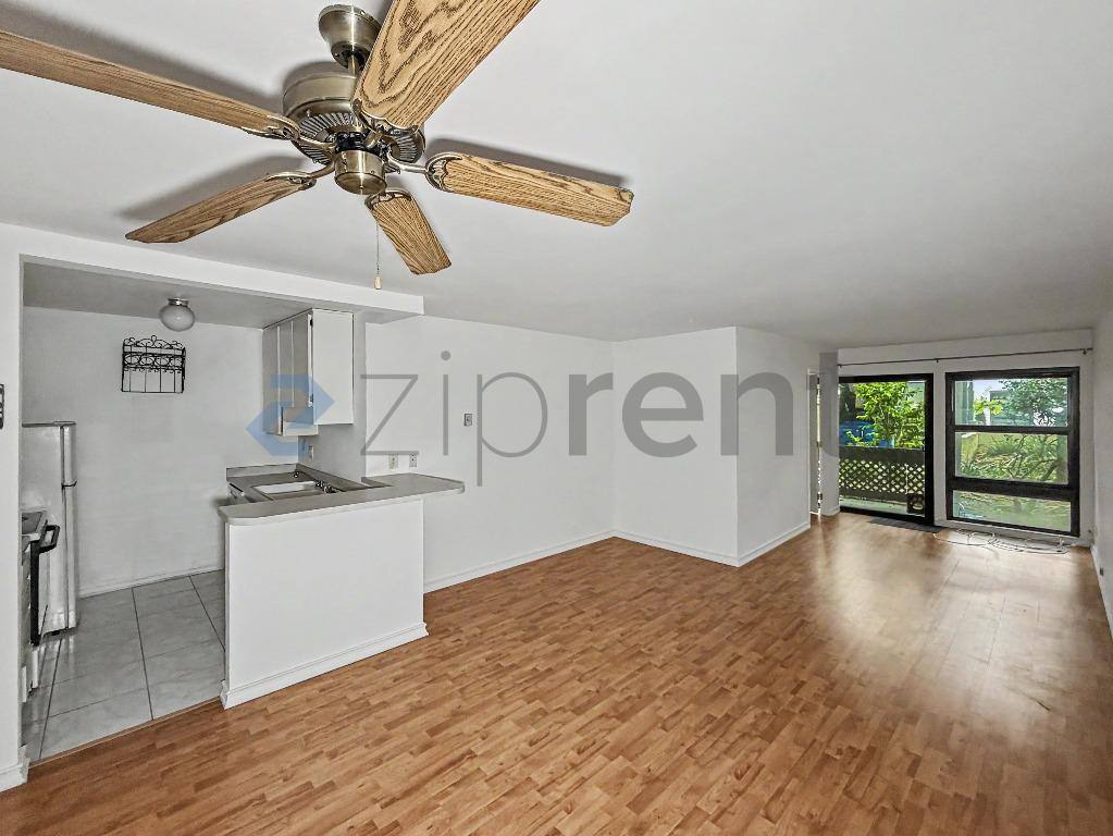 Apartment for rent at 7742 Redlands St #H1030, Playa Del Rey, CA 90293
