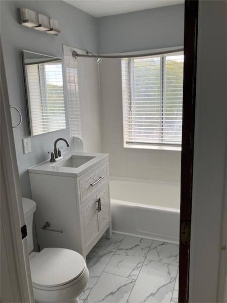 Apartment for rent at 346 Lincoln St #16, Waltham, MA 02452