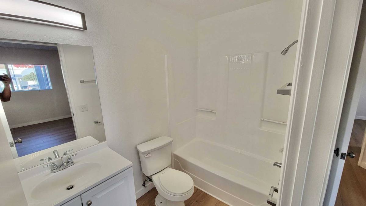 Apartment for rent at 11017 Hartsook St #112, North Hollywood, CA 91601
