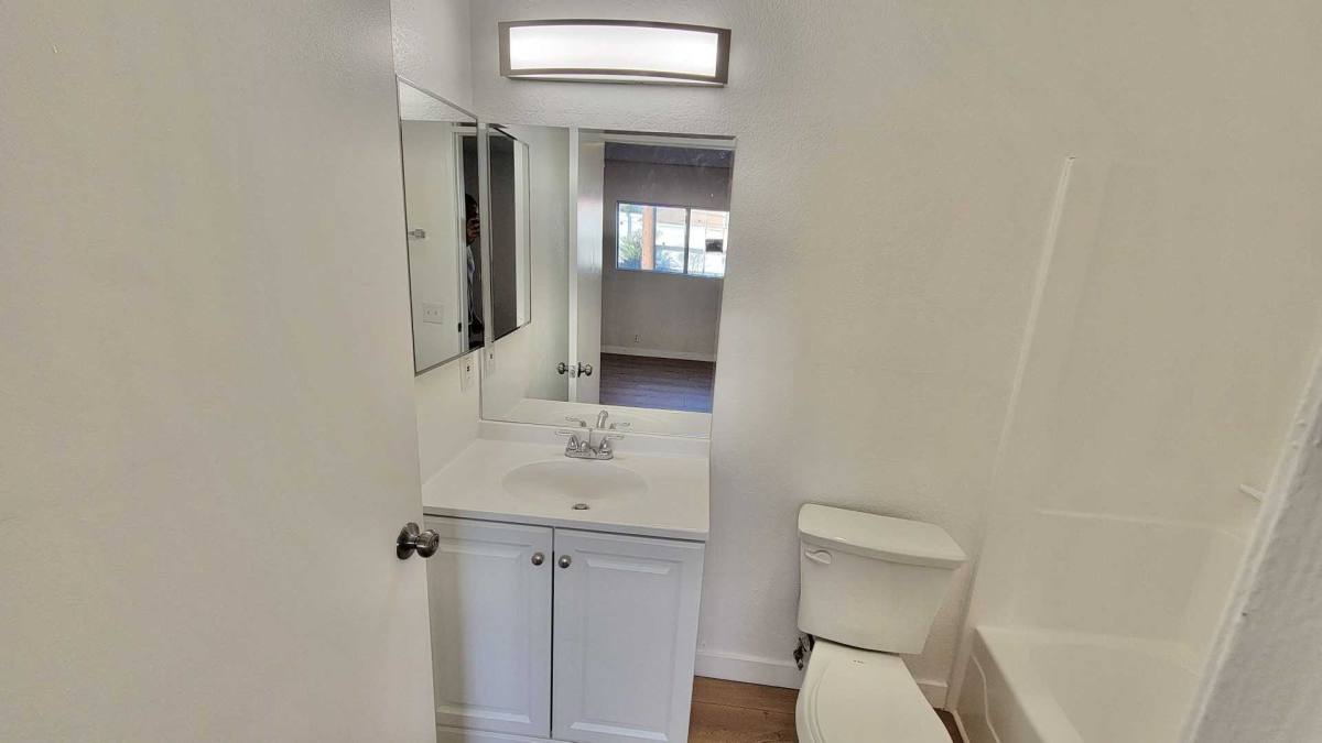 Apartment for rent at 11017 Hartsook St #112, North Hollywood, CA 91601