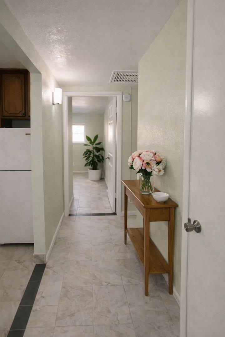 Apartment for rent at 2325 E Shaw Ave, Fresno, CA 93710