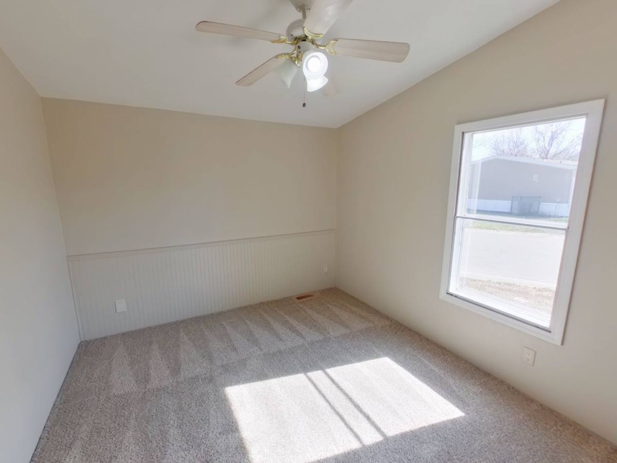 House for rent at 2320 E Macarthur Rd, Wichita, KS 67216